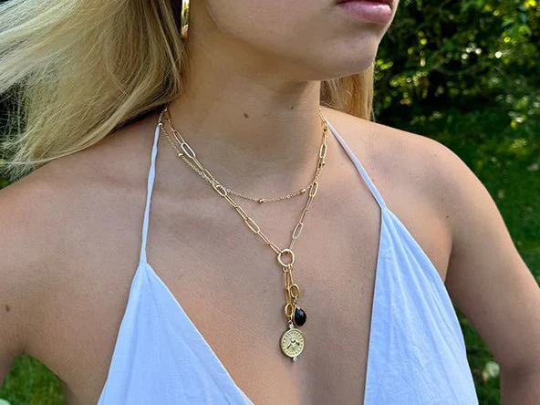 Bee Medallion - Image 3