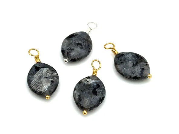 Vintage | Oval Larvikite Stone Pendant - Image 3